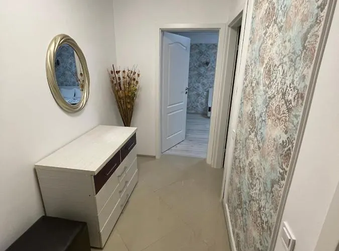 Garsoniera Cristina Апартаменти *